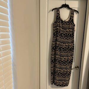Maggy London Black and Cream Geometric Maxi Dress